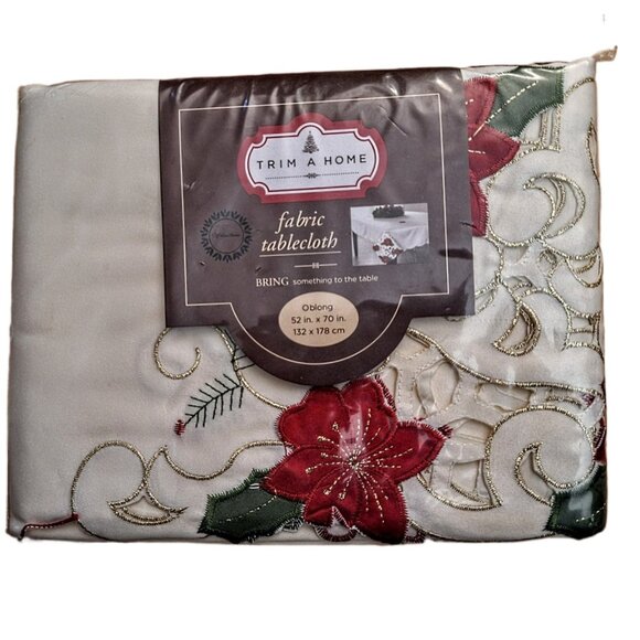 52" x 132" Oblong White Fabric Christmas Tablecloth Trim A Home - Picture 1 of 4